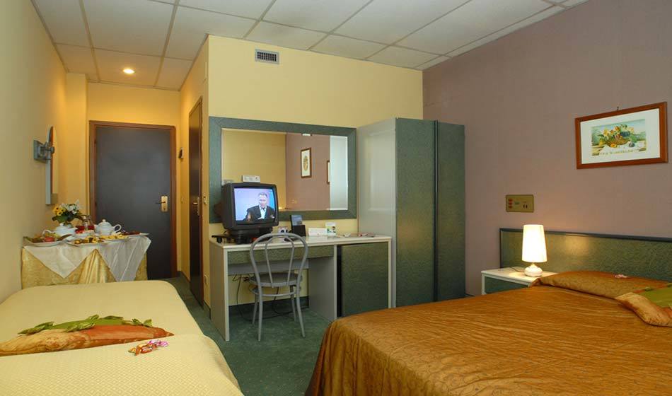 Thp Bologna Hotel Carteria di Sesto Rastignano Bagian luar foto