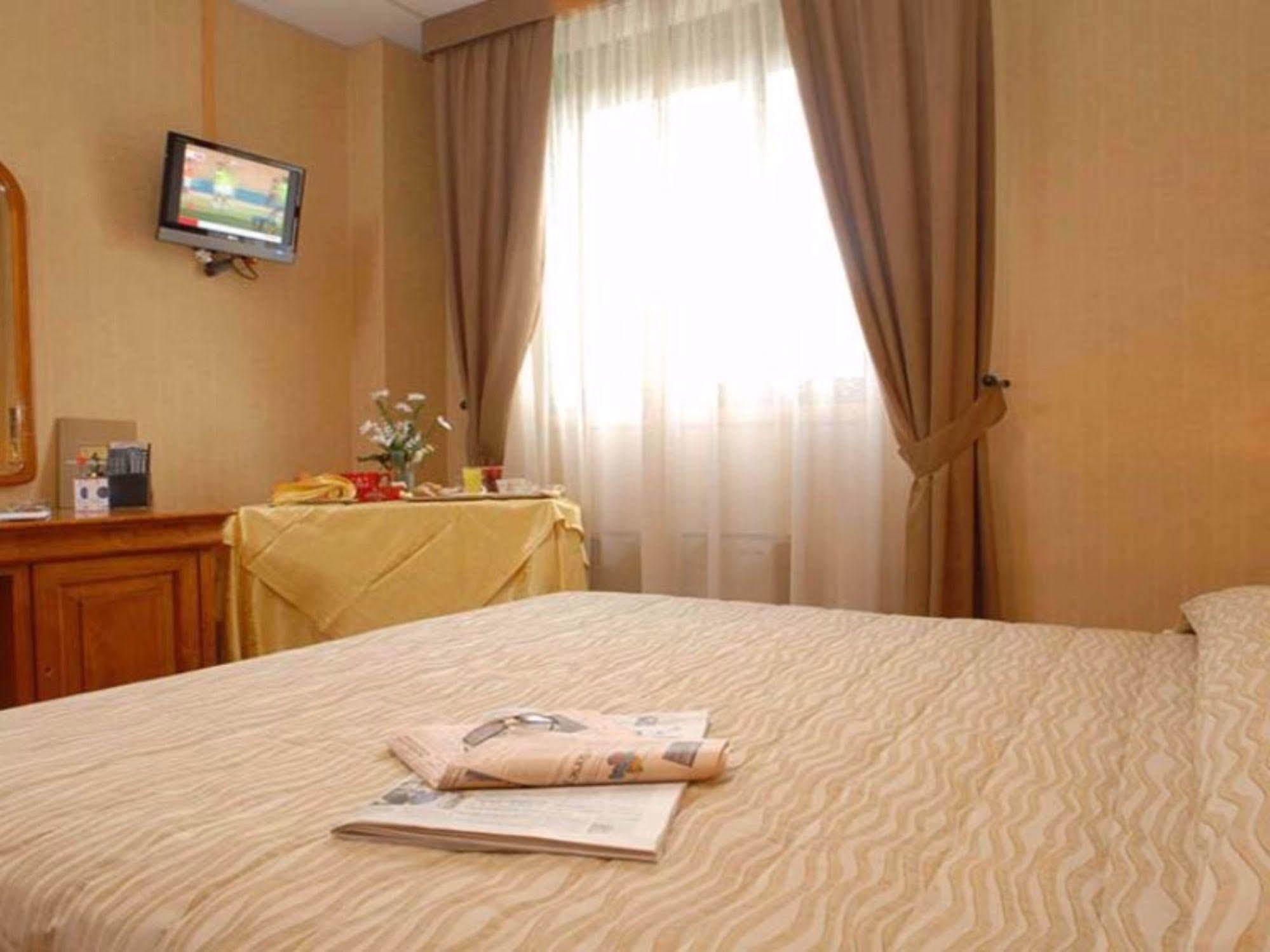 Thp Bologna Hotel Carteria di Sesto Rastignano Bagian luar foto